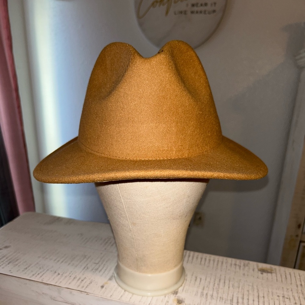 Fedora